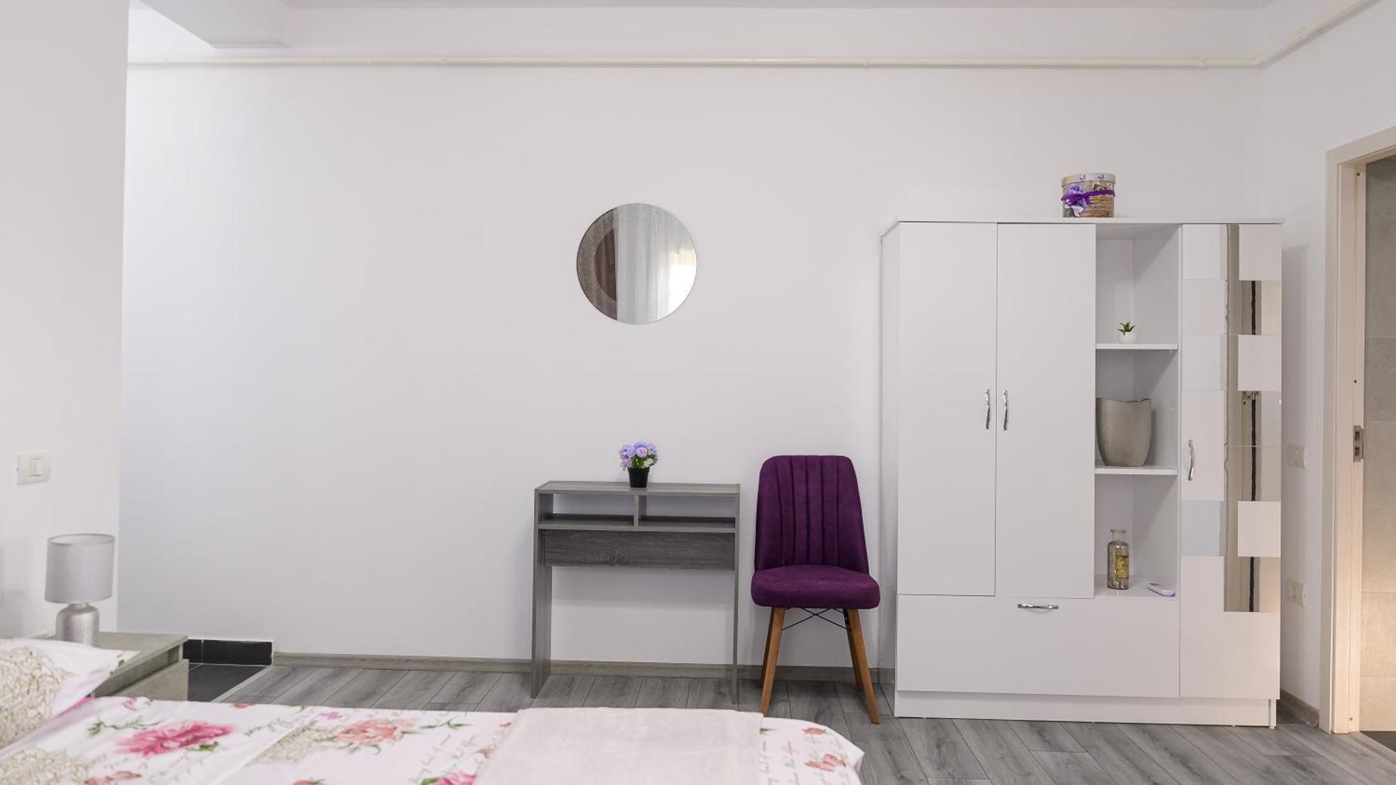 Nina House Apartment Târgu Jiu Екстериор снимка
